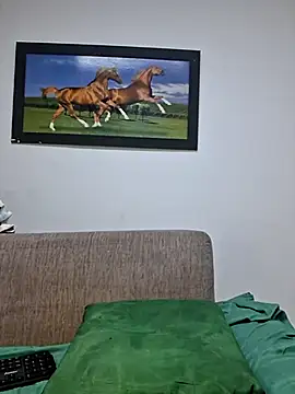 Elianasuarezz online show from 11/26/25, 12:05