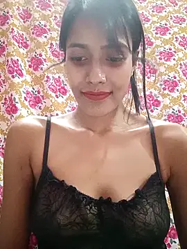 Snapshot of hornylizia123 chatting on 06/27/26, 02:45 hornylizia123 online show from 06/27/26, 02:45