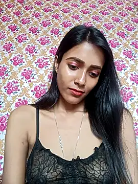 Snapshot of hornylizia123 chatting on 06/03/26, 02:34 hornylizia123 online show from 06/03/26, 02:34