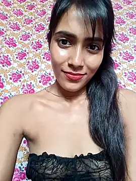 hornylizia123 online show from 05/18/26, 04:07