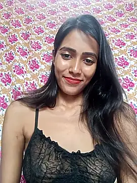 Snapshot of hornylizia123 chatting on 06/26/26, 03:01 hornylizia123 online show from 06/26/26, 03:01