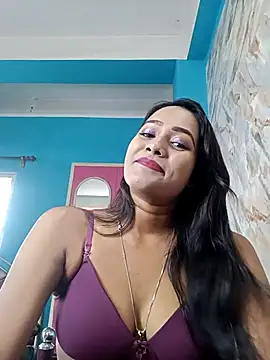 Snapshot of hornylizia123 chatting on 10/04/25, 02:02 hornylizia123 online show from 10/04/25, 02:02