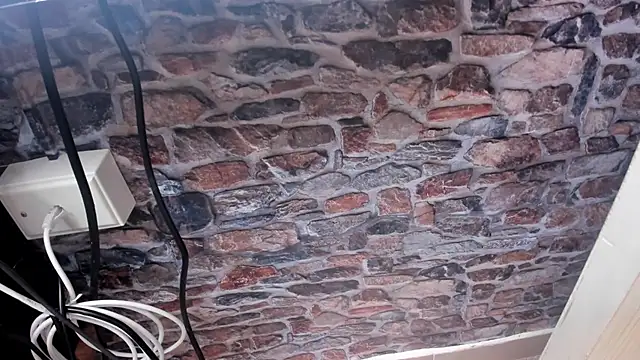 Snapshot of ALYANNA_HOT_ chatting on 11/20/25, 12:17 ALYANNA HOT online show from 11/20/25, 12:17