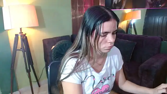 maira tf online show from 12/05/25, 04:00