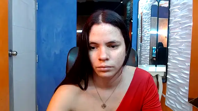 maira tf online show from 12/18/25, 03:55