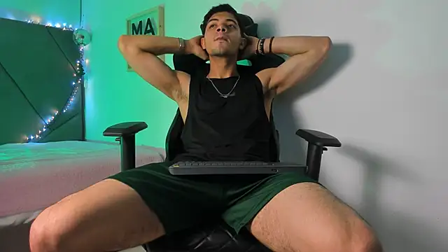 andrew colleman online show from 12/16/25, 06:50