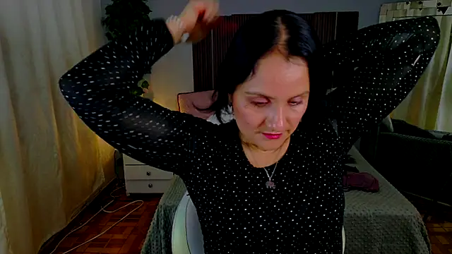 kataleya 29 online show from 11/26/25, 09:15