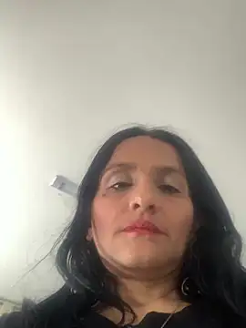 kataleya 29 online show from 10/13/25, 08:10