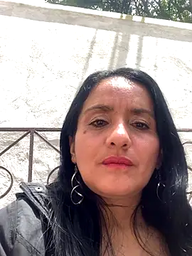 kataleya 29 online show from 10/24/25, 04:17