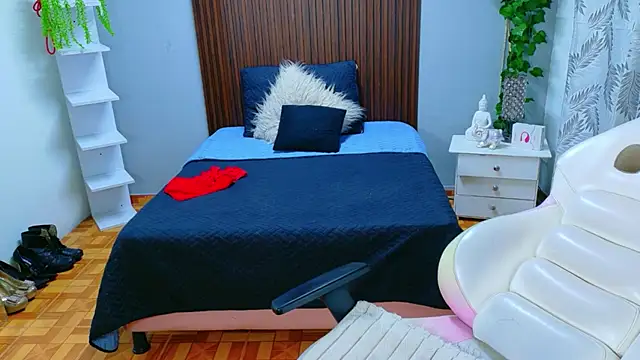 kataleya 29 online show from 04/15/26, 07:58