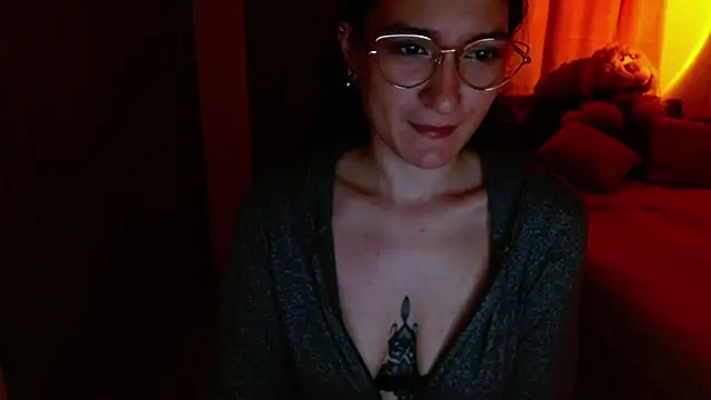 lia ana online show from 04/07/26, 05:53