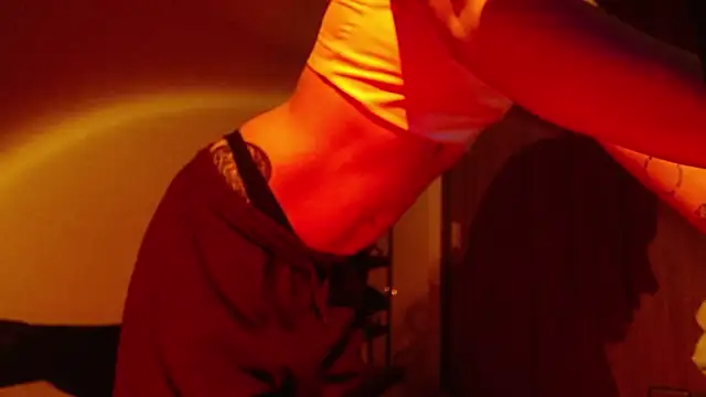 lia ana online show from 02/25/26, 02:28