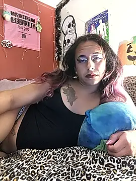 Snapshot of TranSexualJade95 chatting on 09/29/25, 07:37 TranSexualJade95 online show from 09/29/25, 07:37