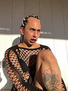 Snapshot of TranSexualJade95 chatting on 10/18/25, 11:51 TranSexualJade95 online show from 10/18/25, 11:51