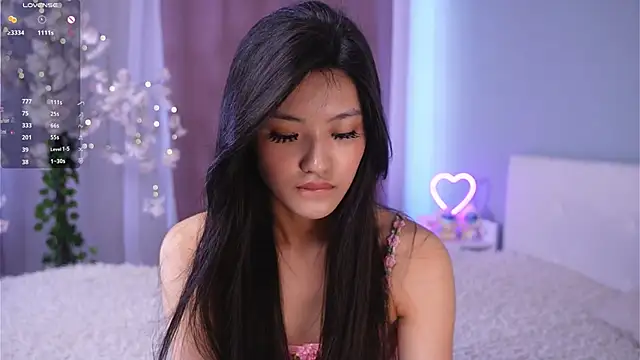 FancyEsten online show from 06/30/26, 07:52