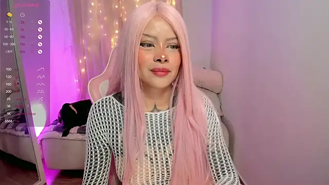 AlinaLukyanova online show from 12/22/25, 04:34