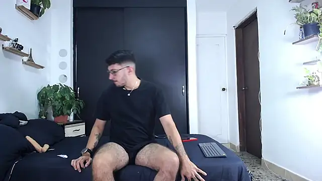 Borsalino Adam online show from 11/13/25, 08:13