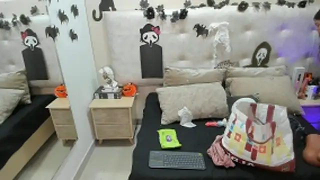 AbbyBeck online show from 10/30/25, 11:41