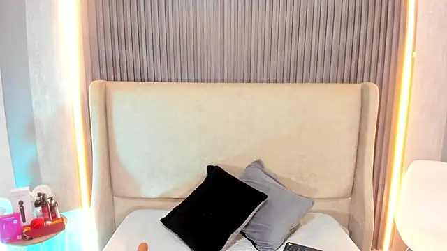 AbbyBeck online show from 02/05/26, 02:35