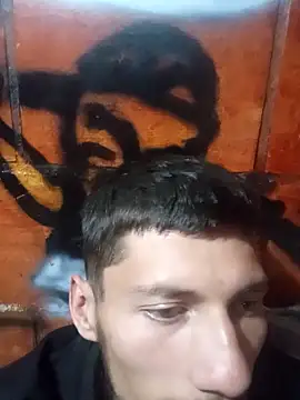 alexandercruz online show from 04/09/26, 06:15