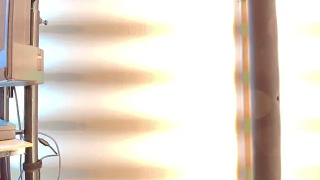 Snapshot of zarah_andrew__ chatting on 11/19/25, 01:33 zarah andrew online show from 11/19/25, 01:33