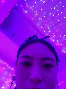 QiuNikki11286 online show from 11/25/25, 02:39