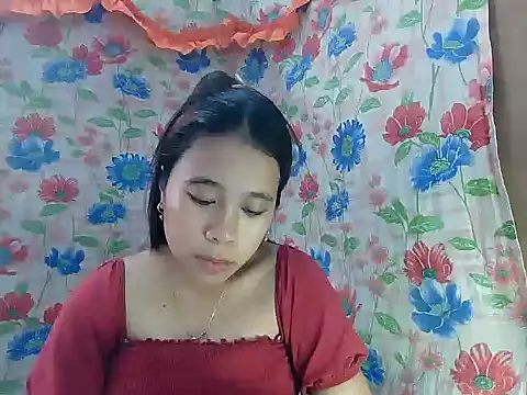 Snapshot of Pinay_Skinny18 chatting on 10/16/25, 01:25 Pinay Skinny18 online show from 10/16/25, 01:25
