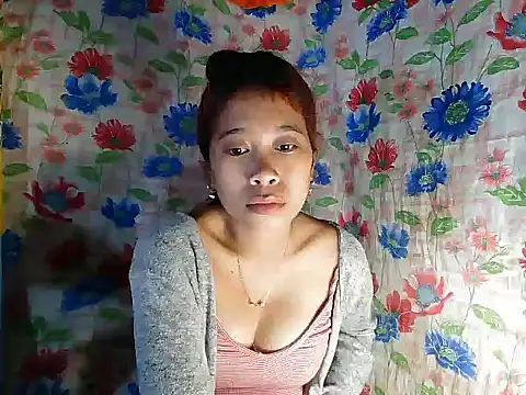 Snapshot of Pinay_Skinny18 chatting on 09/14/25, 08:42 Pinay Skinny18 online show from 09/14/25, 08:42