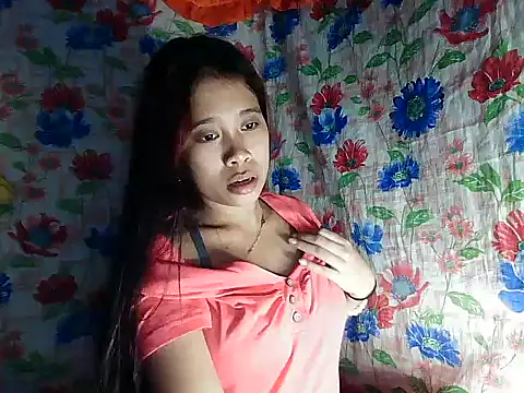 Snapshot of Pinay_Skinny18 chatting on 09/25/25, 12:11 Pinay Skinny18 online show from 09/25/25, 12:11