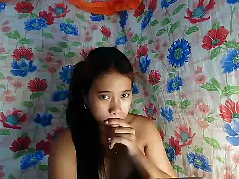 Snapshot of Pinay_Skinny18 chatting on 09/15/25, 08:48 Pinay Skinny18 online show from 09/15/25, 08:48