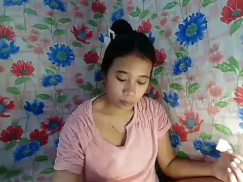 Snapshot of Pinay_Skinny18 chatting on 09/10/25, 01:48 Pinay Skinny18 online show from 09/10/25, 01:48