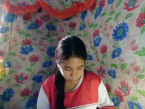 Snapshot of Pinay_Skinny18 chatting on 09/11/25, 11:49 Pinay Skinny18 online show from 09/11/25, 11:49
