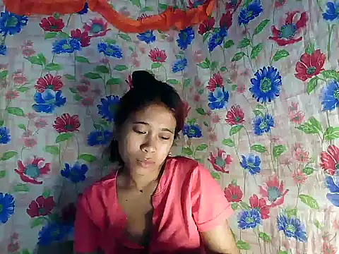 Snapshot of Pinay_Skinny18 chatting on 09/13/25, 03:01 Pinay Skinny18 online show from 09/13/25, 03:01