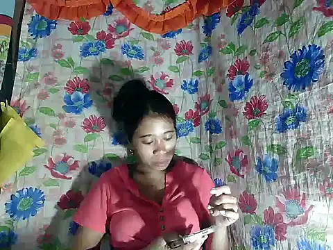 Snapshot of Pinay_Skinny18 chatting on 09/08/25, 07:57 Pinay Skinny18 online show from 09/08/25, 07:57