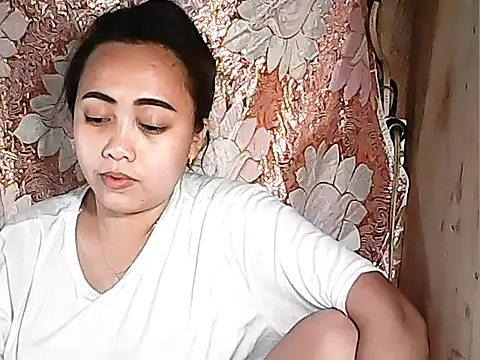 Snapshot of Pinay_Chubby20 chatting on 09/21/25, 09:47 Pinay Chubby20 online show from 09/21/25, 09:47