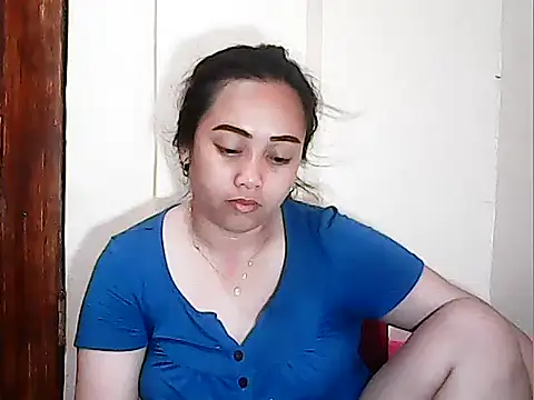 Snapshot of Pinay_Chubby20 chatting on 04/06/26, 07:59 Pinay Chubby20 online show from 04/06/26, 07:59