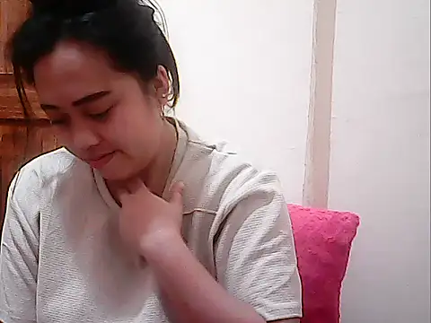Snapshot of Pinay_Chubby20 chatting on 03/27/26, 08:54 Pinay Chubby20 online show from 03/27/26, 08:54