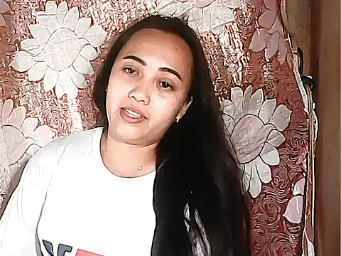 Snapshot of Pinay_Chubby20 chatting on 09/24/25, 12:44 Pinay Chubby20 online show from 09/24/25, 12:44