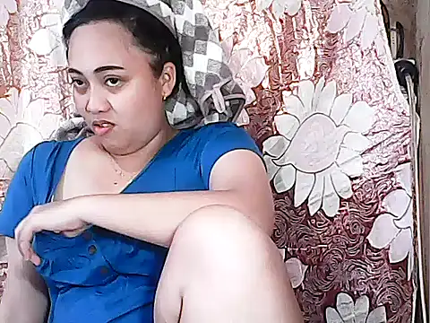 Snapshot of Pinay_Chubby20 chatting on 10/19/25, 05:21 Pinay Chubby20 online show from 10/19/25, 05:21