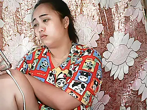 Snapshot of Pinay_Chubby20 chatting on 10/04/25, 10:22 Pinay Chubby20 online show from 10/04/25, 10:22