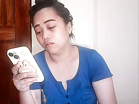 Snapshot of Pinay_Chubby20 chatting on 04/30/26, 09:08 Pinay Chubby20 online show from 04/30/26, 09:08