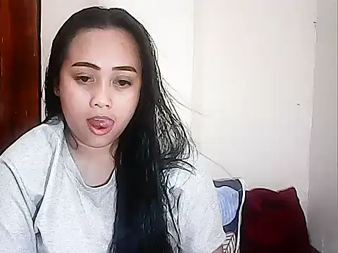 Snapshot of Pinay_Chubby20 chatting on 05/07/26, 12:30 Pinay Chubby20 online show from 05/07/26, 12:30