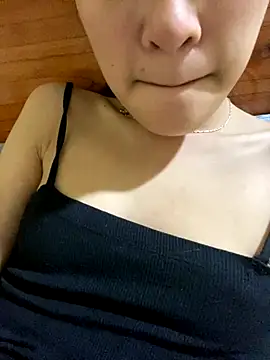 Snapshot of Sayhi_xo chatting on 09/21/25, 03:28 Sayhi xo online show from 09/21/25, 03:28