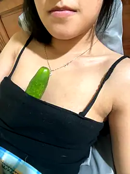 Snapshot of Sayhi_xo chatting on 12/05/25, 03:21 Sayhi xo online show from 12/05/25, 03:21