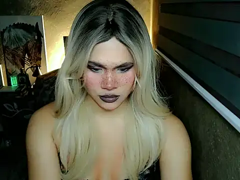 YllanaAltheaXxX online show from 04/17/26, 06:33