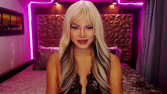 Snapshot of YllanaAltheaXxX chatting on 11/02/25, 04:28 YllanaAltheaXxX online show from 11/02/25, 04:28