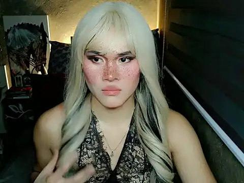 YllanaAltheaXxX online show from 04/20/26, 08:54