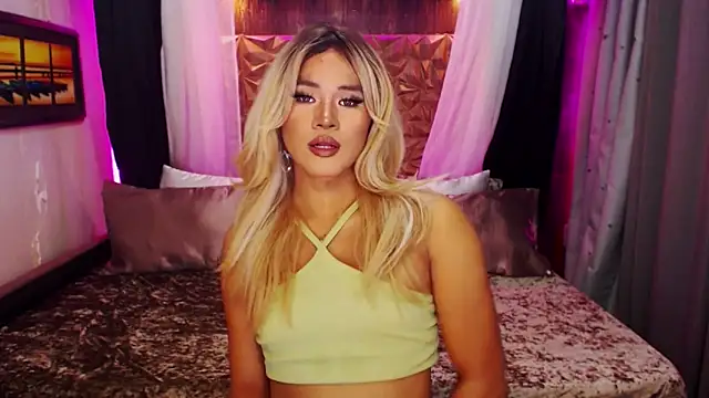 Snapshot of YllanaAltheaXxX chatting on 11/20/25, 06:47 YllanaAltheaXxX online show from 11/20/25, 06:47