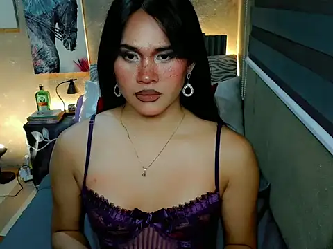 YllanaAltheaXxX online show from 04/06/26, 06:53