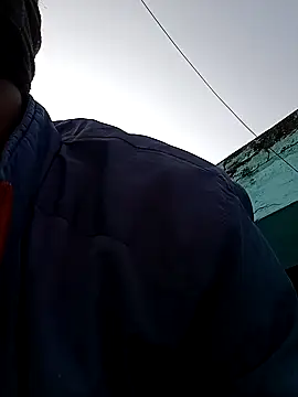 Snapshot of Asish_007 chatting on 11/17/25, 02:59 Asish 007 online show from 11/17/25, 02:59